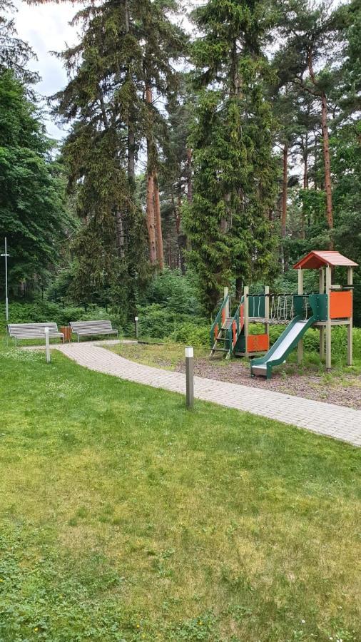 Ferienwohnung Apartamenti Romantika Jūrkalne Exterior foto
