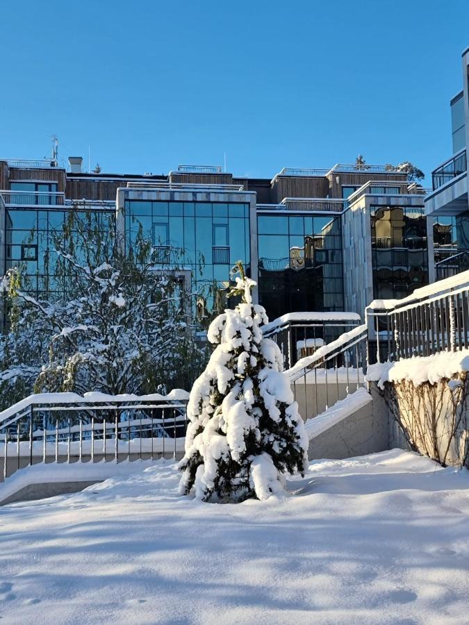 Ferienwohnung Apartamenti Romantika Jūrkalne Exterior foto