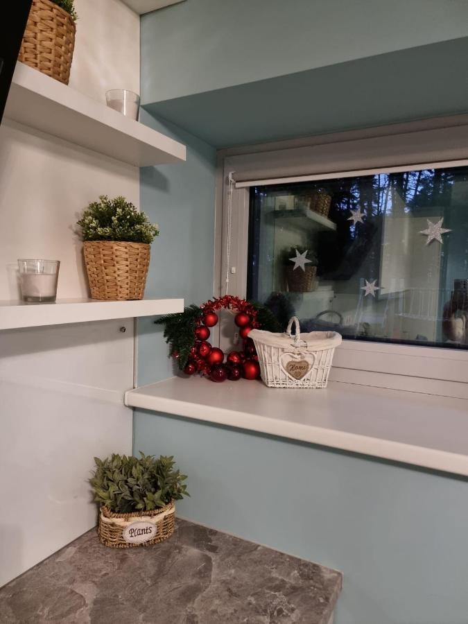 Ferienwohnung Apartamenti Romantika Jūrkalne Exterior foto