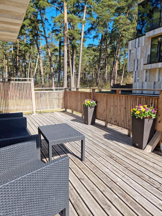 Ferienwohnung Apartamenti Romantika Jūrkalne Exterior foto